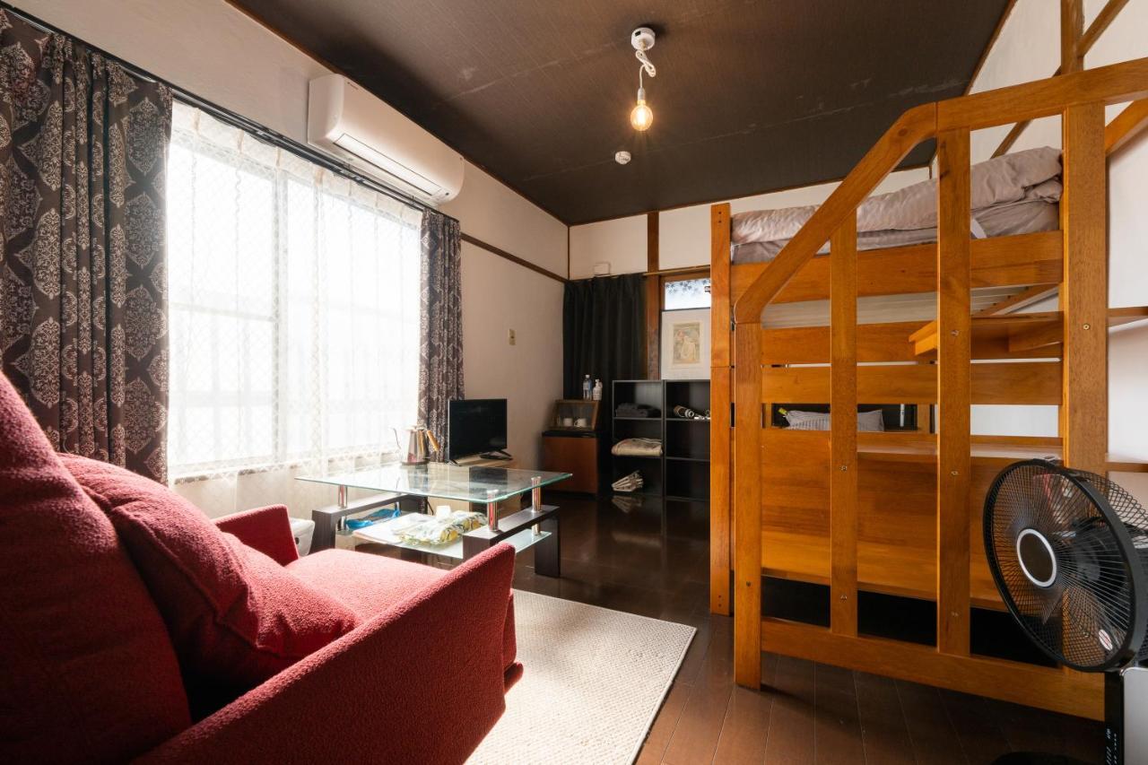Bed&Cafe Onzo オンゾー Hotel Onomichi Buitenkant foto