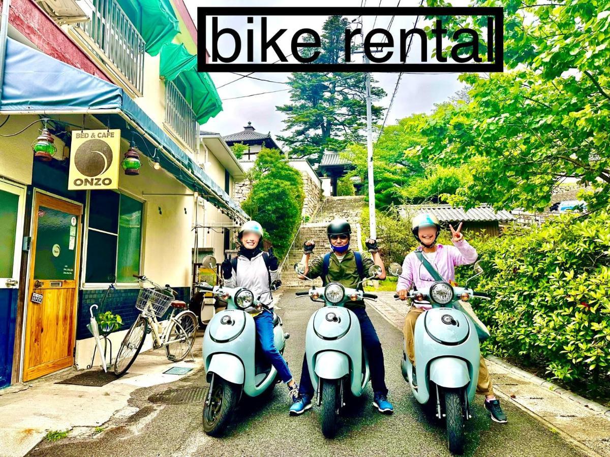 Bed&Cafe Onzo オンゾー Hotel Onomichi Buitenkant foto